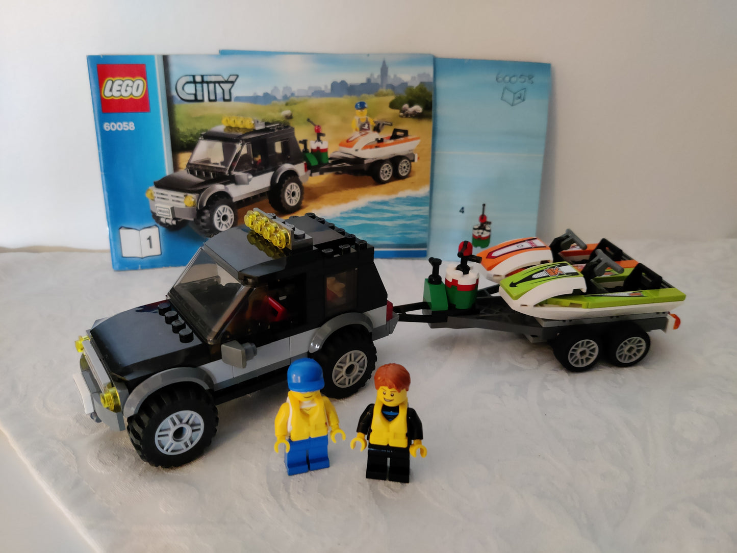 LEGO® City 60058: SUV med to vannscootere