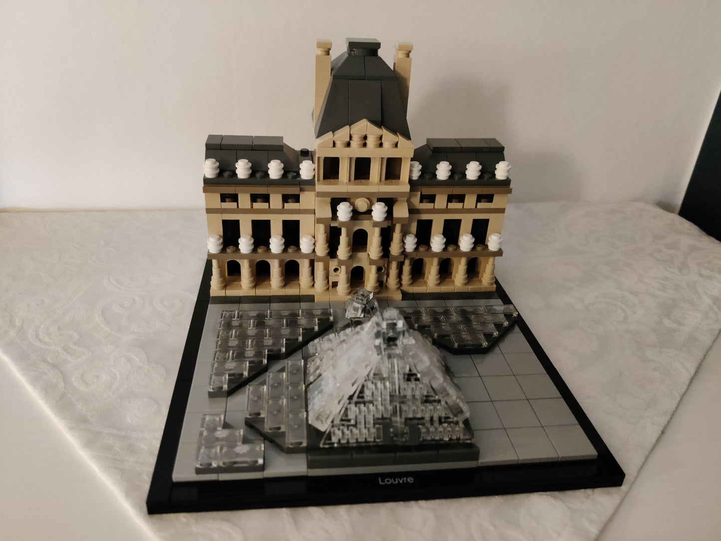 LEGO® Architecture 21024: Louvre