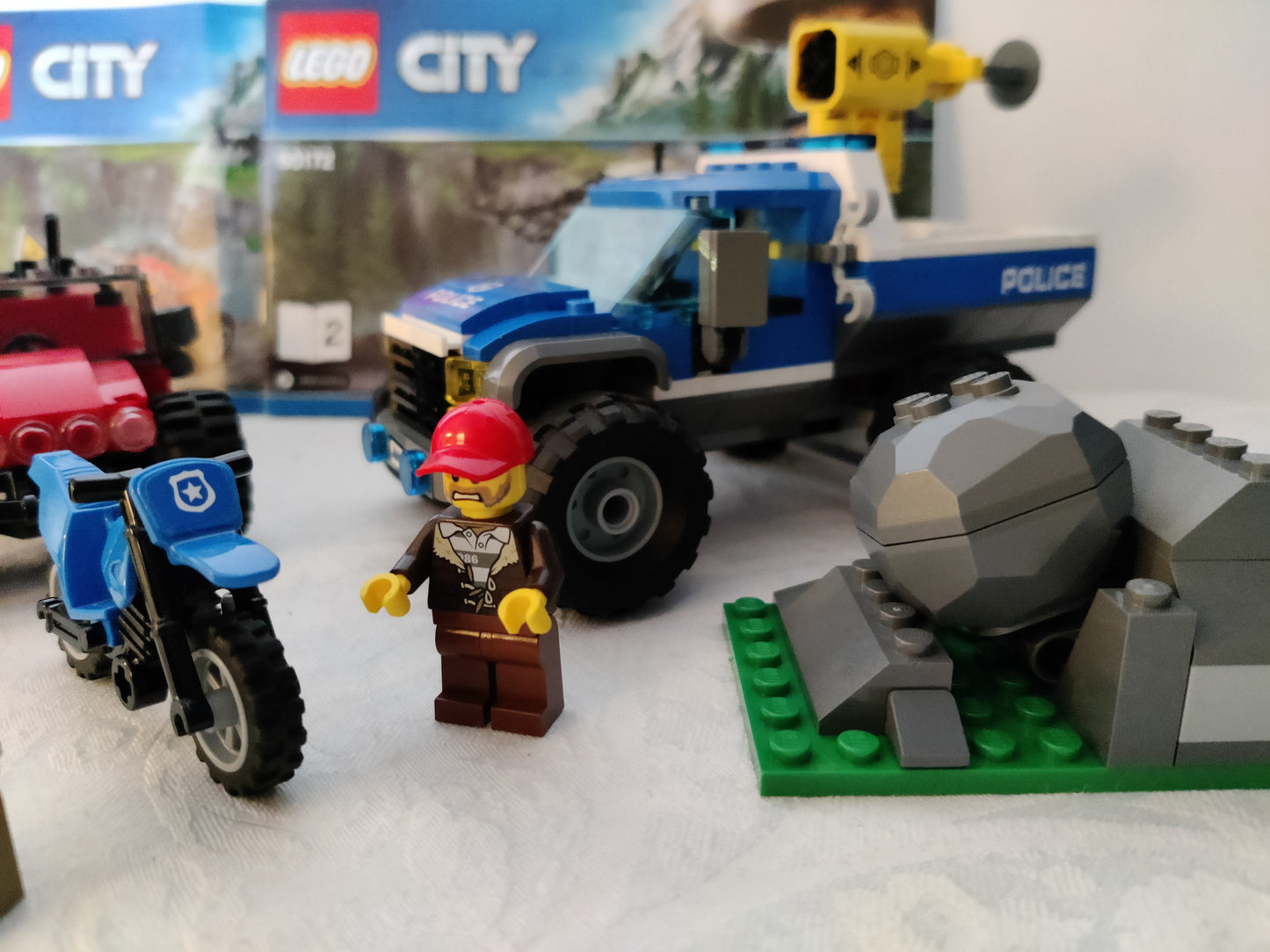 LEGO® City 60172: Jakt i ulendt terreng