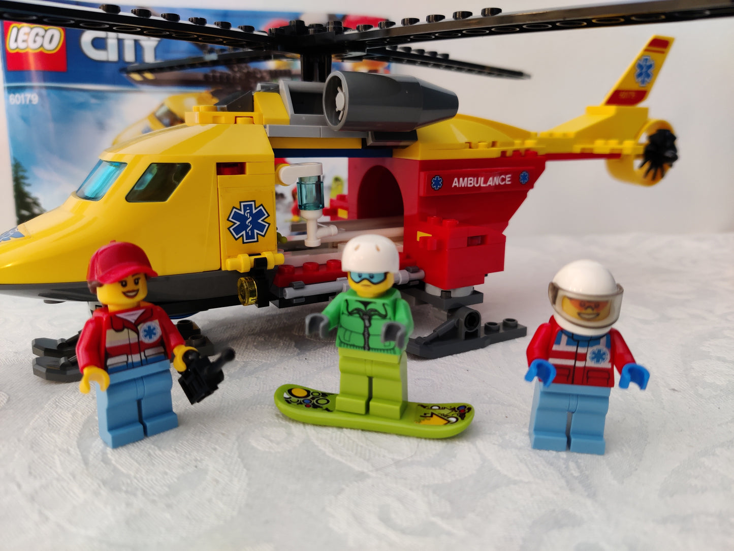 LEGO® City 60179: Ambulansehelikopter