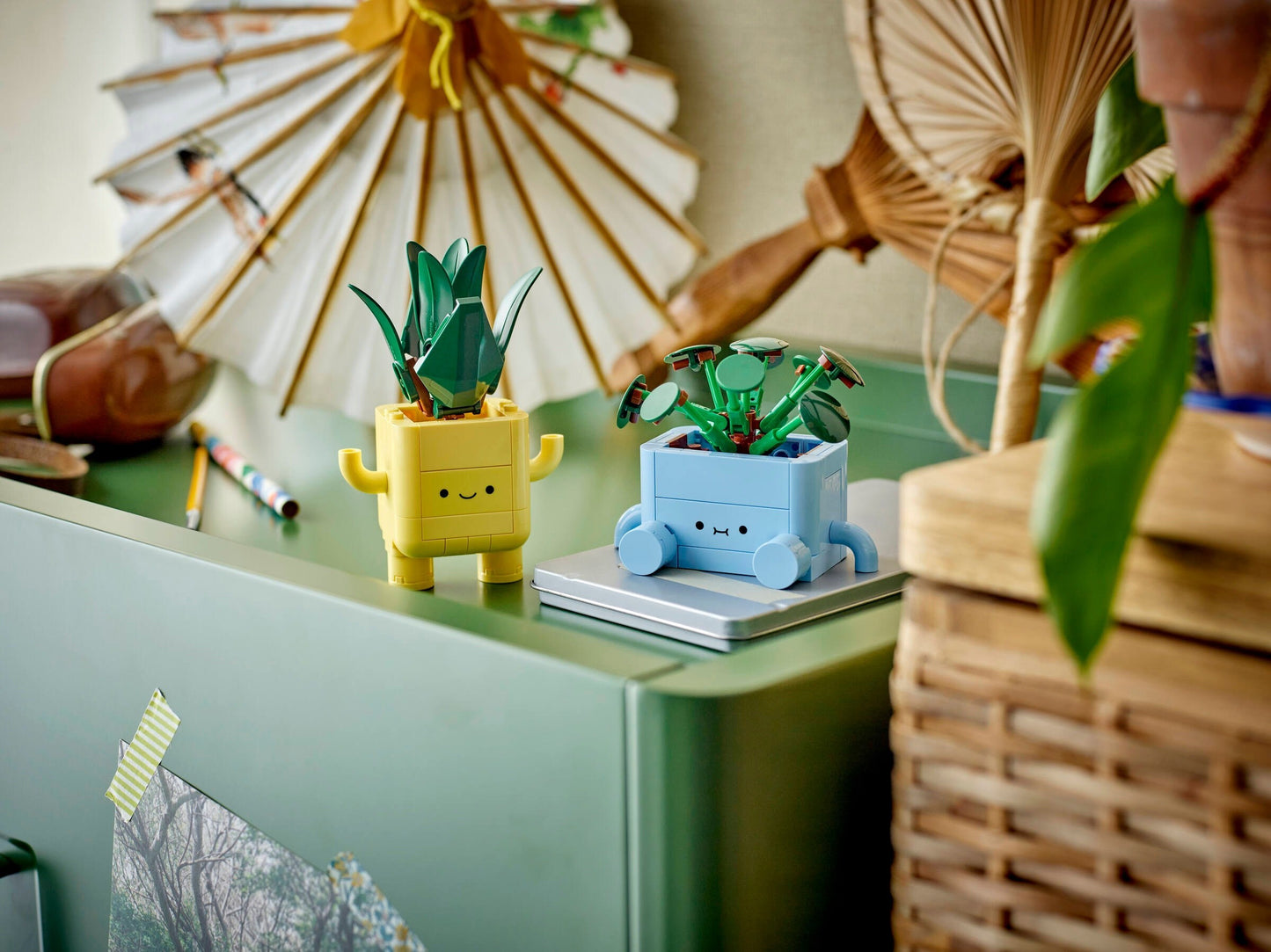 LEGO® Botanicals™ 10349: Glade planter