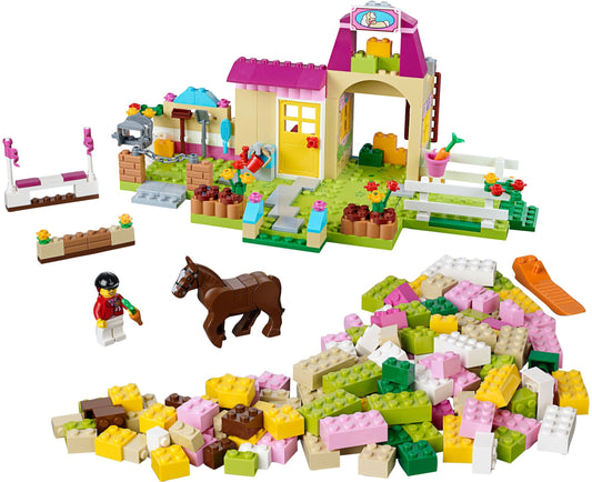 LEGO® Juniors 10674: Bondegård med ponni