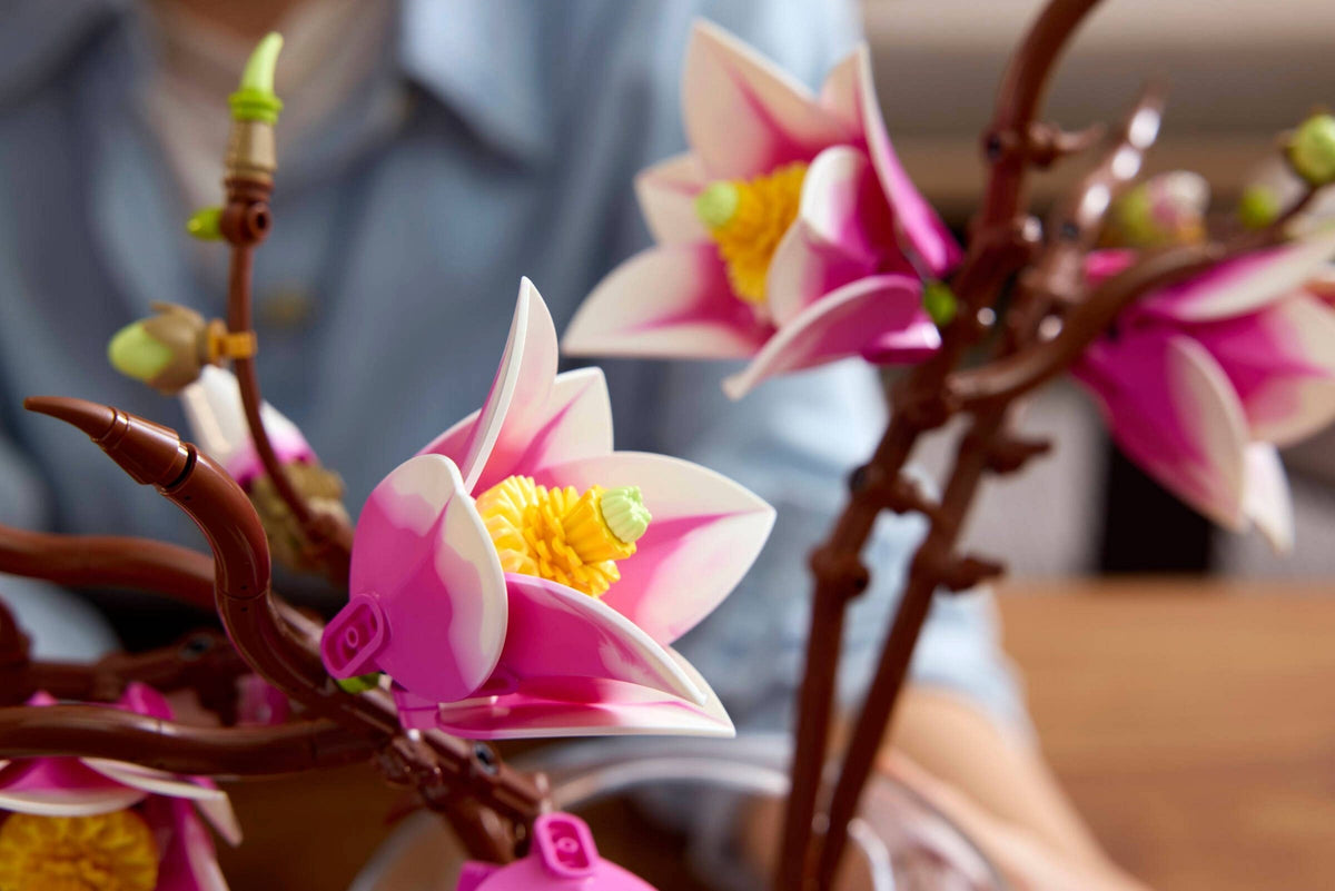 LEGO® Botanicals™ 11510: Magnolia-grener