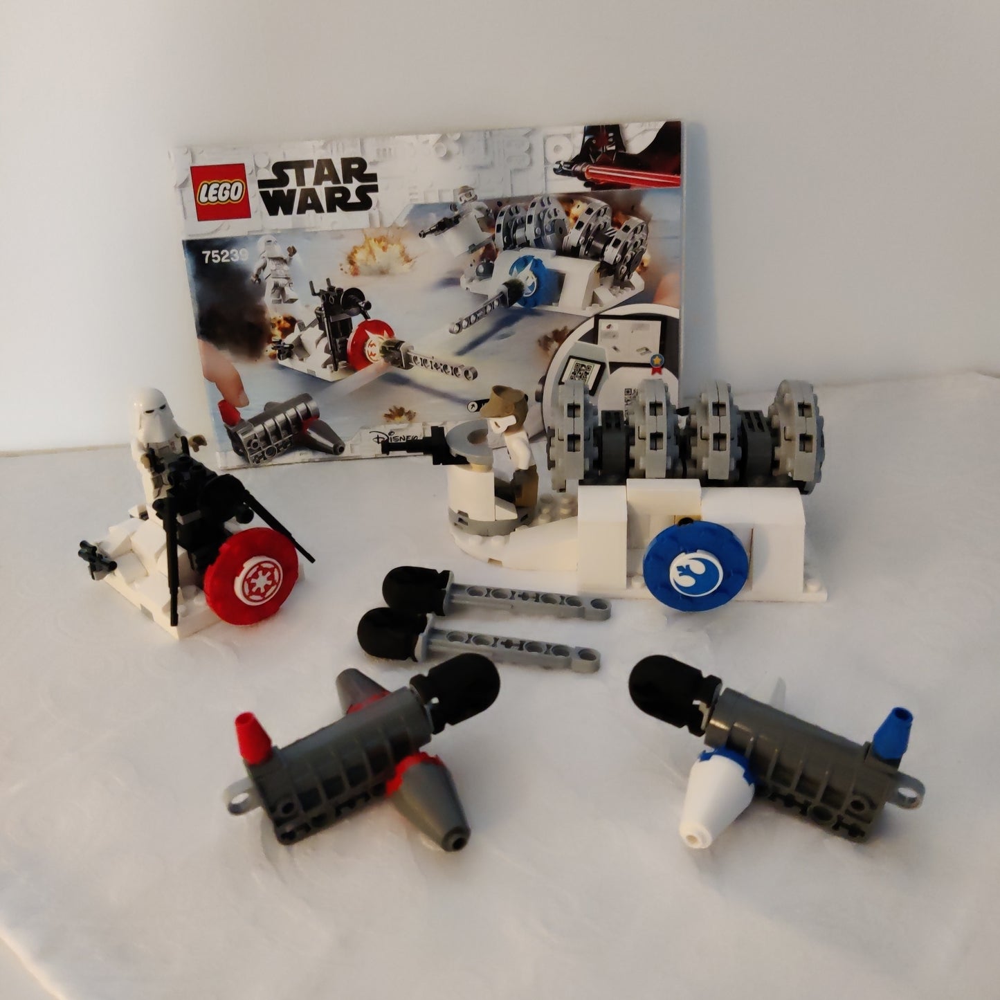 LEGO® Star Wars™ 75239: Slaget om Hoth™