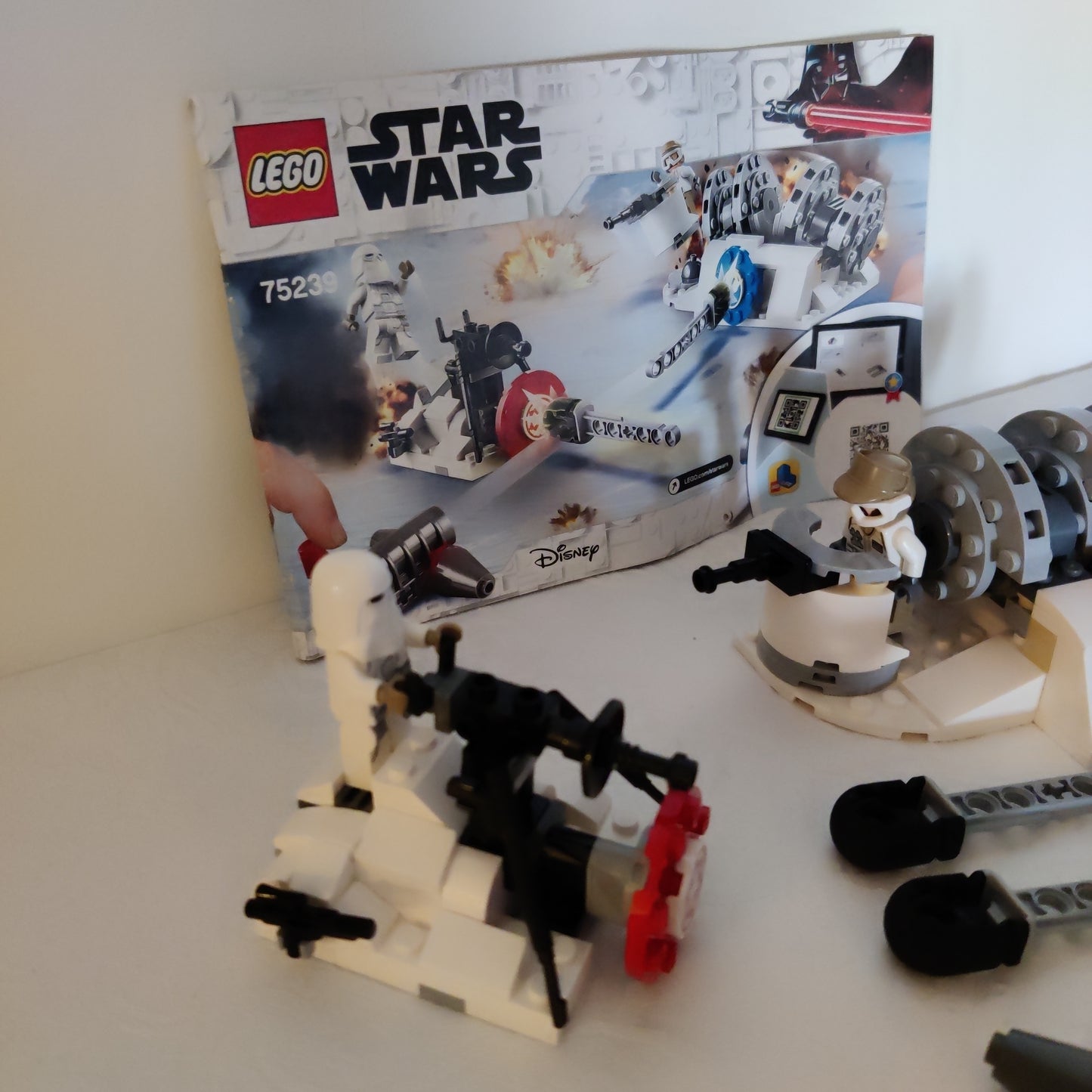 LEGO® Star Wars™ 75239: Slaget om Hoth™