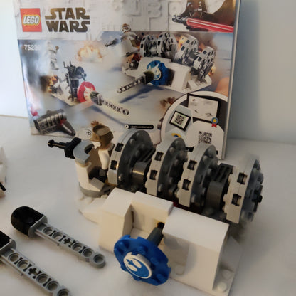 LEGO® Star Wars™ 75239: Slaget om Hoth™