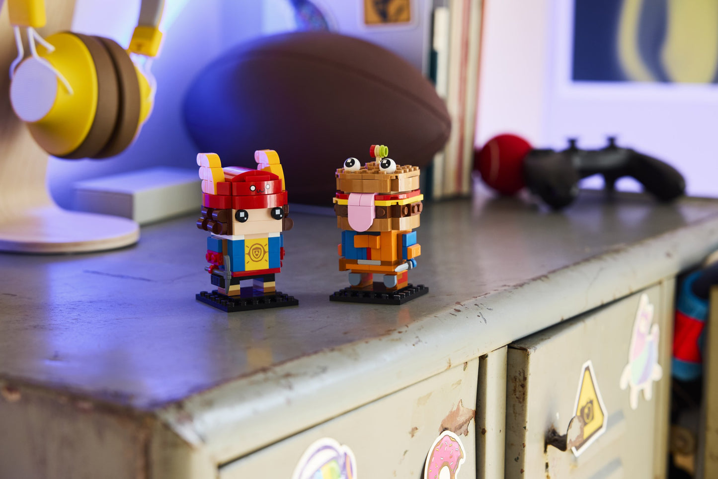 LEGO® BrickHeadz™ 40910: Figurer av Beef Boss og Skye