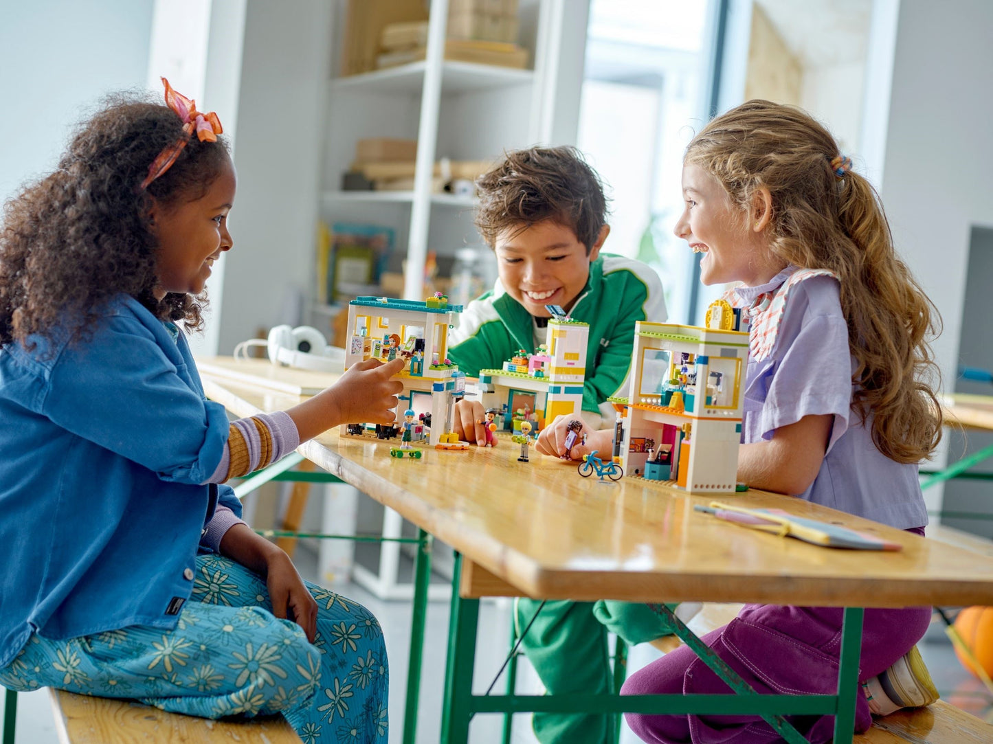 LEGO® Friends™ 41731: Heartlakes internasjonale skole
