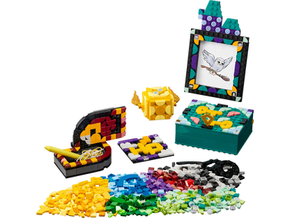 LEGO® DOTS™ 41811: Galtvort Skrivebordssett