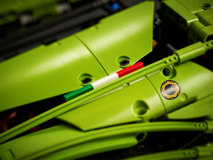 LEGO® Technic™ 42115: Lamborghini Sián FKP 37
