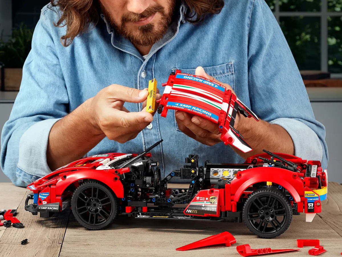 LEGO® Technic™ 42125: Ferrari 488 GTE “AF Corse #51”