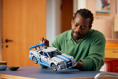 LEGO® Technic™ 42210: 2 Fast 2 Furious Nissan Skyline GT-R (R34)-bil