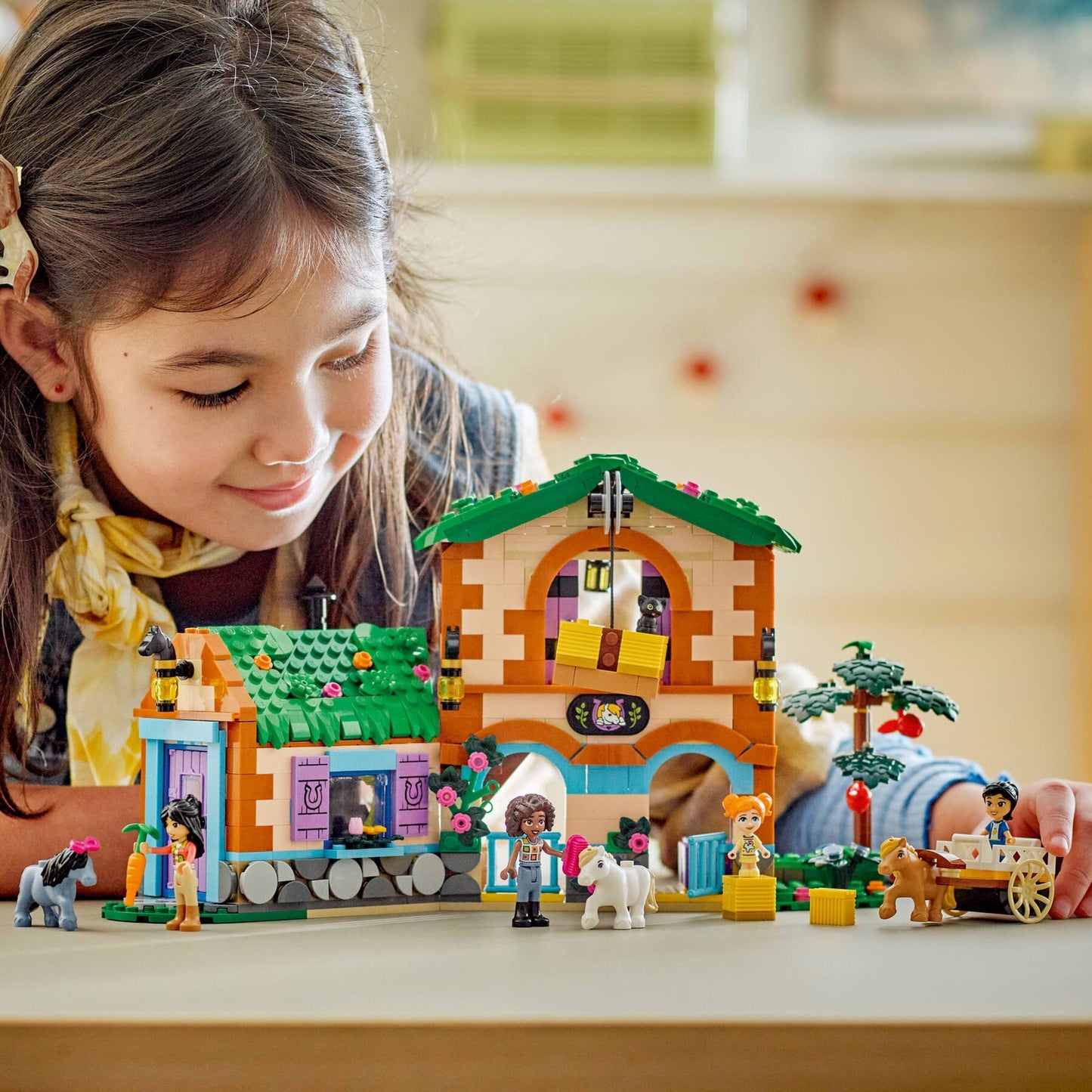 LEGO® Friends™ 42654: Ponniranch med stall