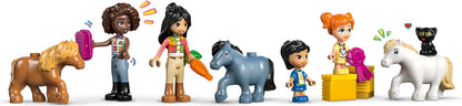 LEGO® Friends™ 42654: Ponniranch med stall