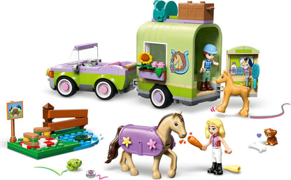 LEGO® Friends™ 42695: Henger med hest og føll