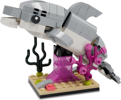 LEGO® 5010075: Sokkel med liten delfin