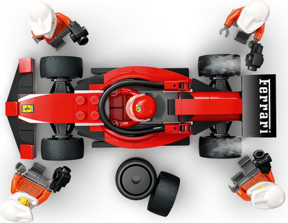 LEGO® City 60443: F1®-depotstopp og -team med Ferrari-bil