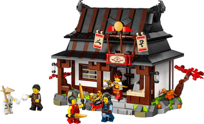 LEGO® NINJAGO® 71858: 15-årsjubileumssett med 4 våpen-smia