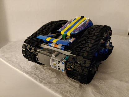 LEGO® Technic™ 42140: Appstyrt, ombyggbart kjøretøy