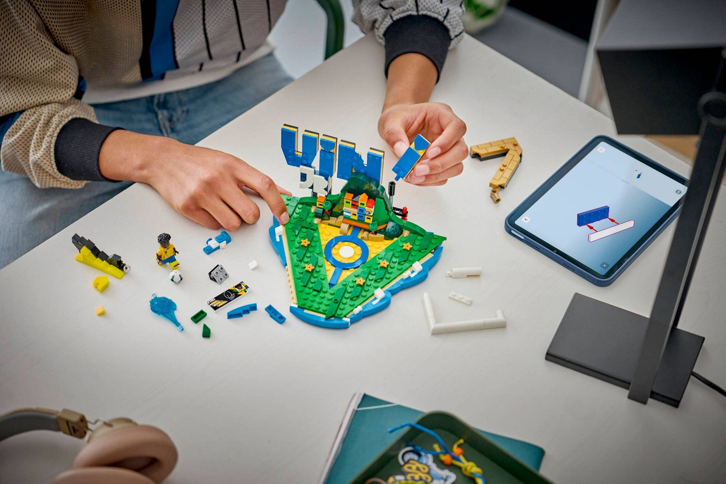 LEGO® Editions™ 43027: Vini Jr. – fotball-høydepunkter