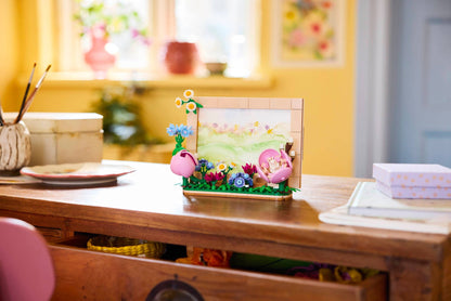 LEGO® Botanicals™ 40916: Bilderamme med blomster