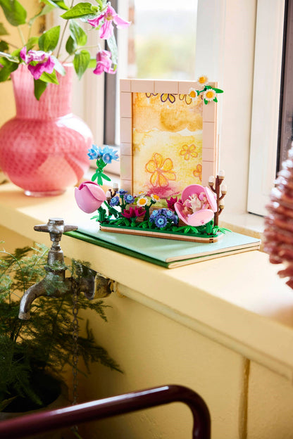 LEGO® Botanicals™ 40916: Bilderamme med blomster