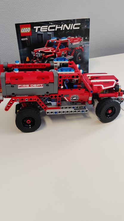 LEGO® Technic™ 42075: Beredskapskjøretøy