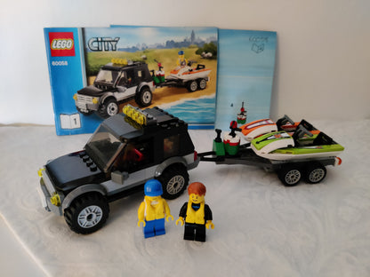 LEGO® City 60058: SUV med to vannscootere