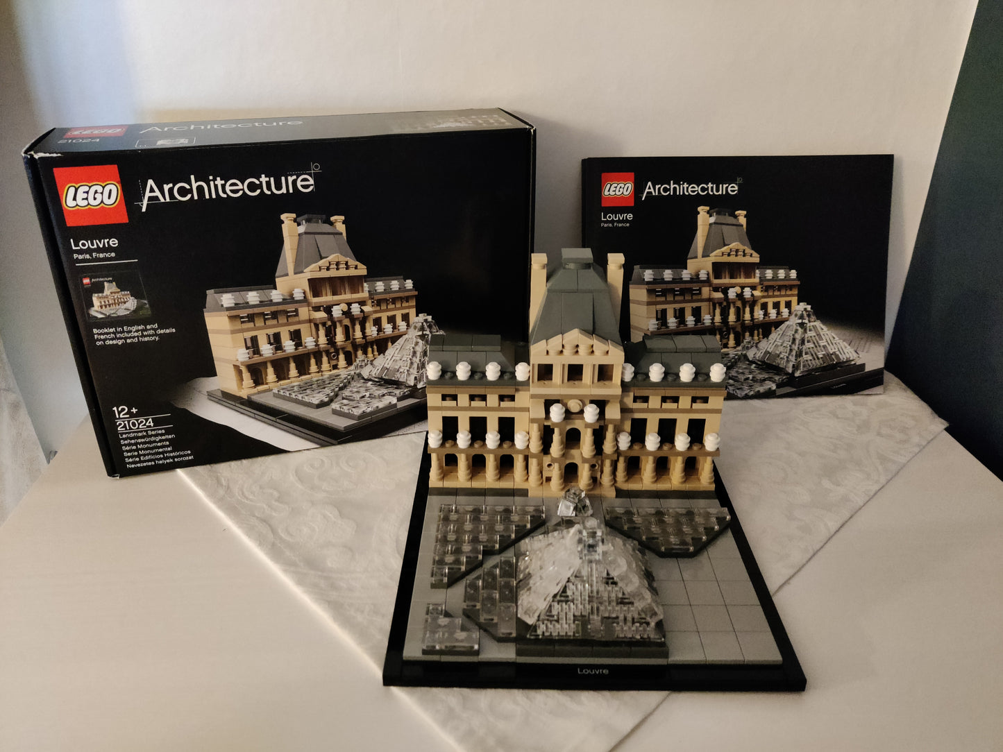 LEGO® Architecture 21024: Louvre