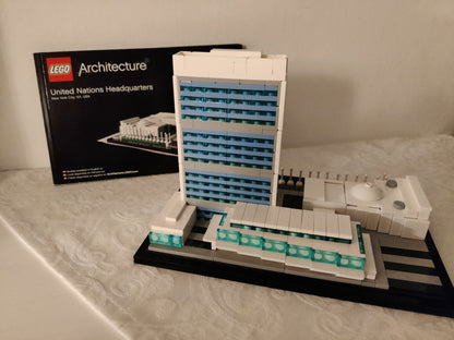 LEGO® Architecture 21018: FNs hovedkvarter