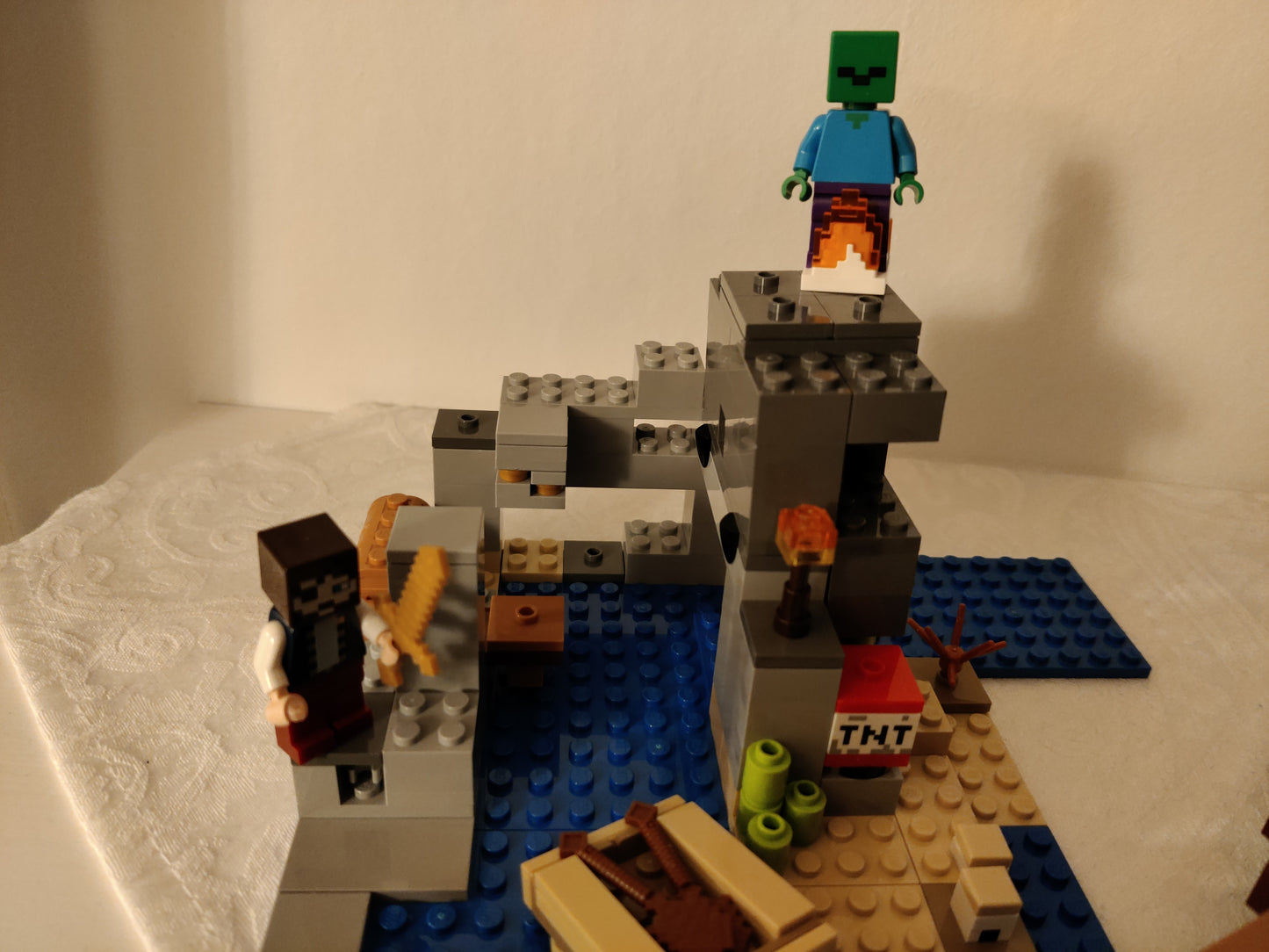 LEGO® Minecraft® 21152: Eventyr med sjørøverskip