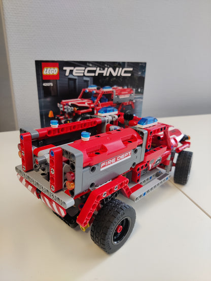 LEGO® Technic™ 42075: Beredskapskjøretøy