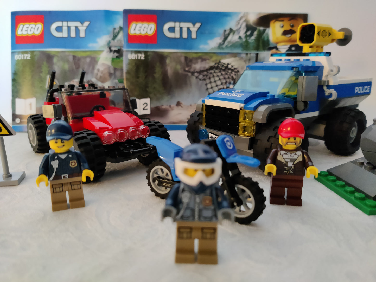 LEGO® City 60172: Jakt i ulendt terreng