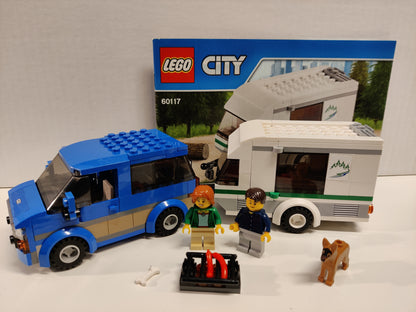 LEGO® City 60117: Van og campingvogn
